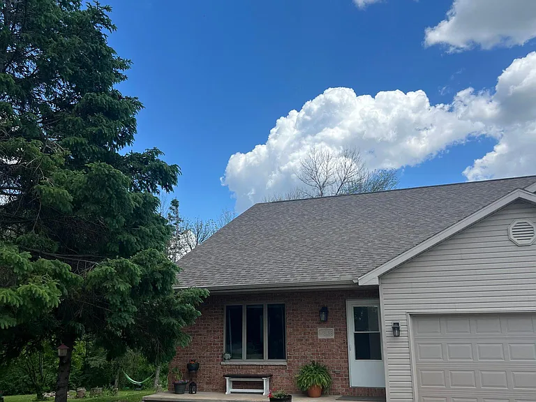 W3128 Harvard Ct — Photo 3