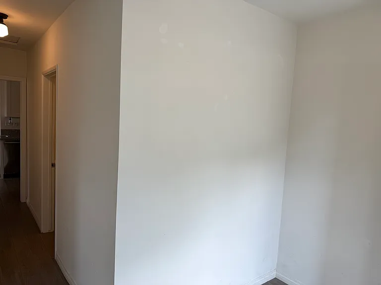 538 W Amerige Ave #E — Photo 8