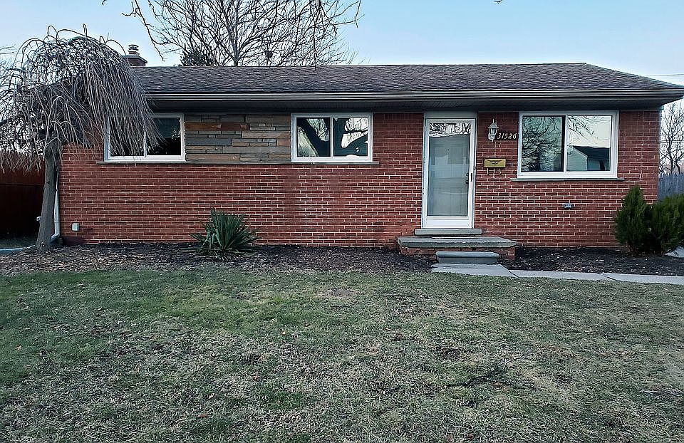 1st image of 31526 Bridge St