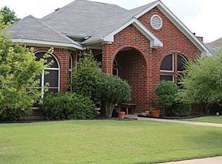 6501 Falcon St, Rowlett, TX 75089