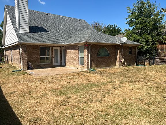 2nd image of 313 Timbercreek Ct