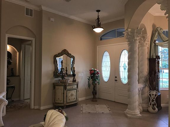 5th image of 5805 NW Culebra Ave