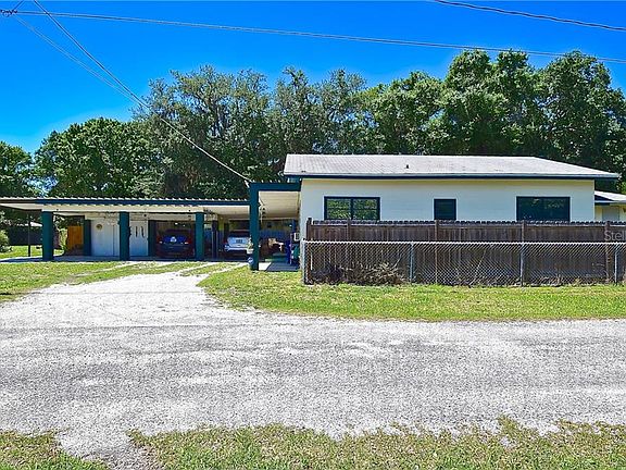 Home For Sale In Acreage