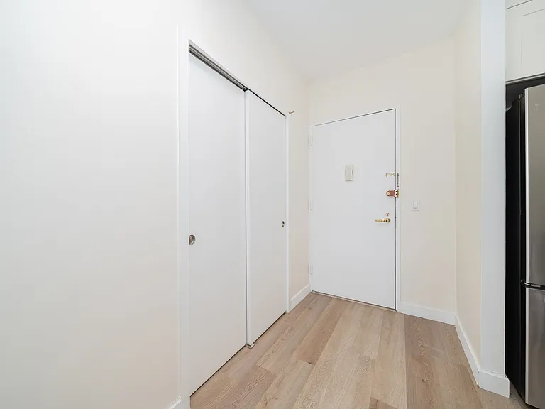 75-25 153rd St #710 — Photo 7