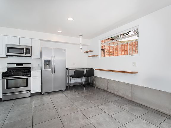 3rd image of 615 W Avenue 28