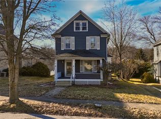 615 Alice St, East Palestine, OH