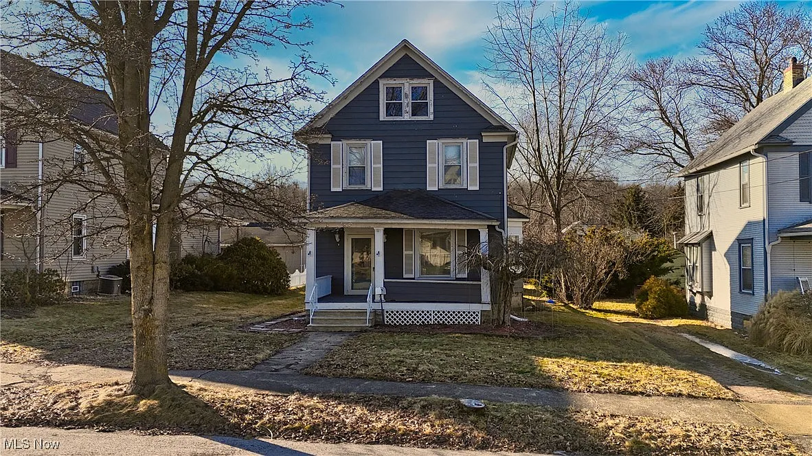 615 Alice St photo 1