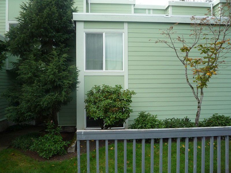 Sweet unit with new Hardie type siding. freshly painted. Pride of Ownership!