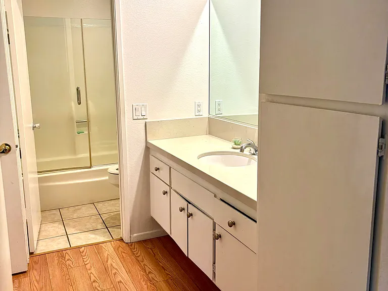 360 S Euclid Ave #327 — Photo 9