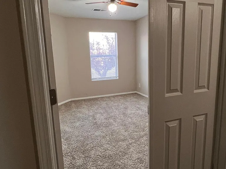 6432 Freemont Hills Loop NE — Photo 25
