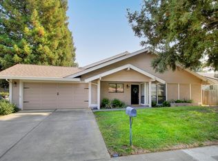 1 Free River Ct, Sacramento, CA
