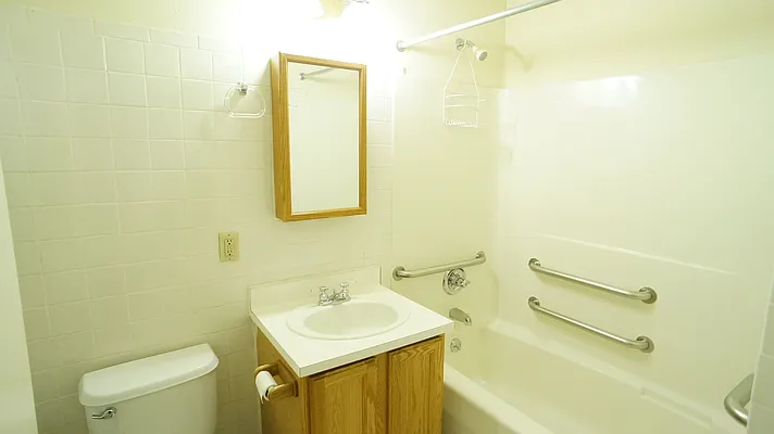 Rented by Karten & Lowe New York Real Estate LLC | media 30