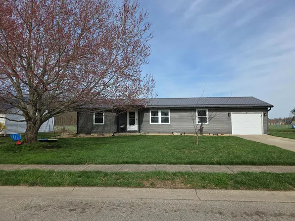 112 Maple St, Vevay, IN 47043