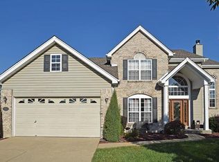 2352 Dartmouth Bend Dr, Ballwin, MO