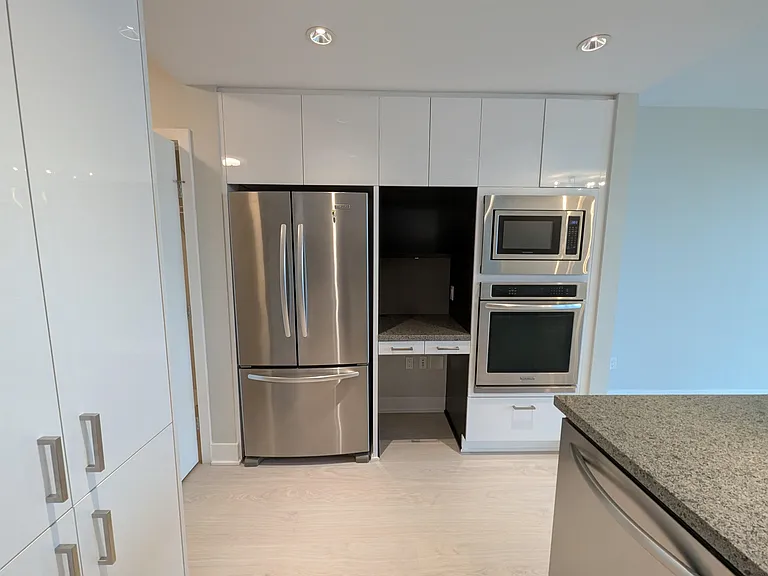 3008 Glen Dr #1208 — Photo 3