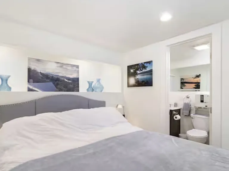 Matterhorn Dr — Photo 8