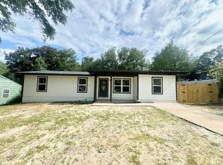 329 Edge Ave, Valparaiso, FL 32580