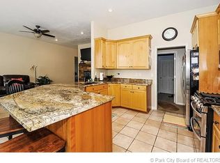 120 W Swiss Farm Way, Midway, UT 84049