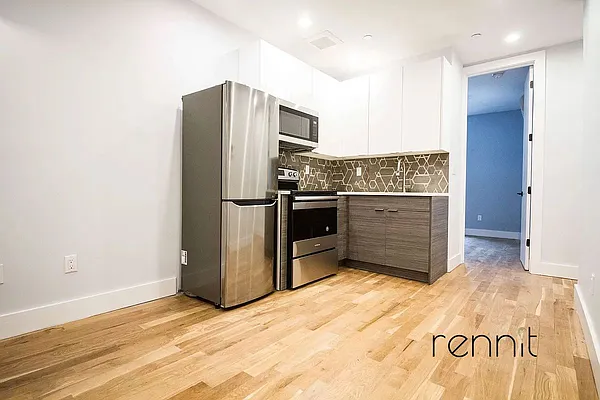Rented by Rennit Inc. | media 3