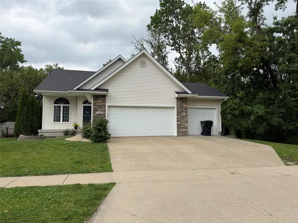 2306 SW 35th St, Ankeny, IA 50023