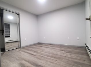 232 1st St #4, Jersey City, NJ 07302