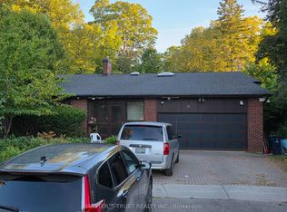 2 Craigmont Dr, Toronto, ON M2H1C5