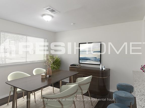 5th image of 602 Greenbrook Ln