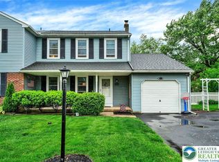516 Woodbridge Cir, Harleysville, PA 19438