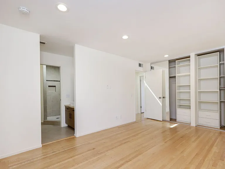 404 Gold Mine Dr — Photo 23