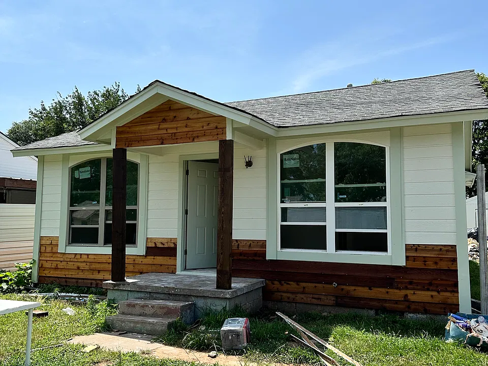 110 SW 55th St