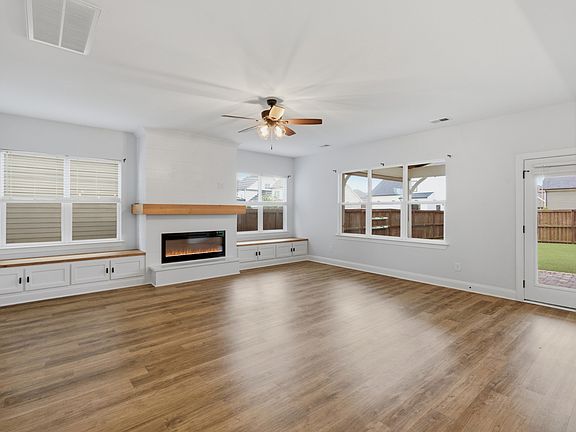 5th image of 4747 Swanson Ln