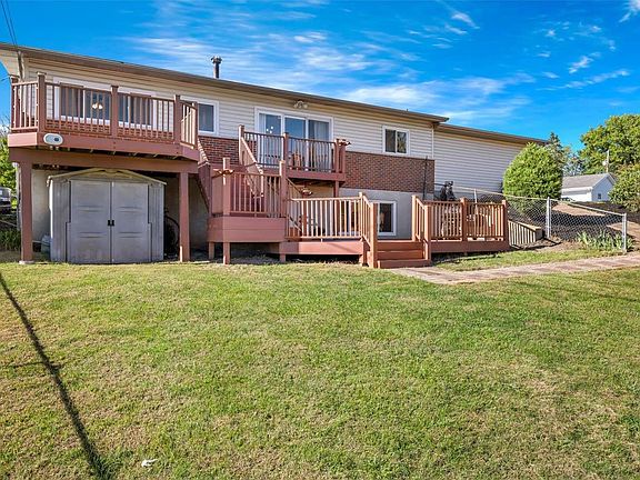 4th image of 2918 Lourdes Dr