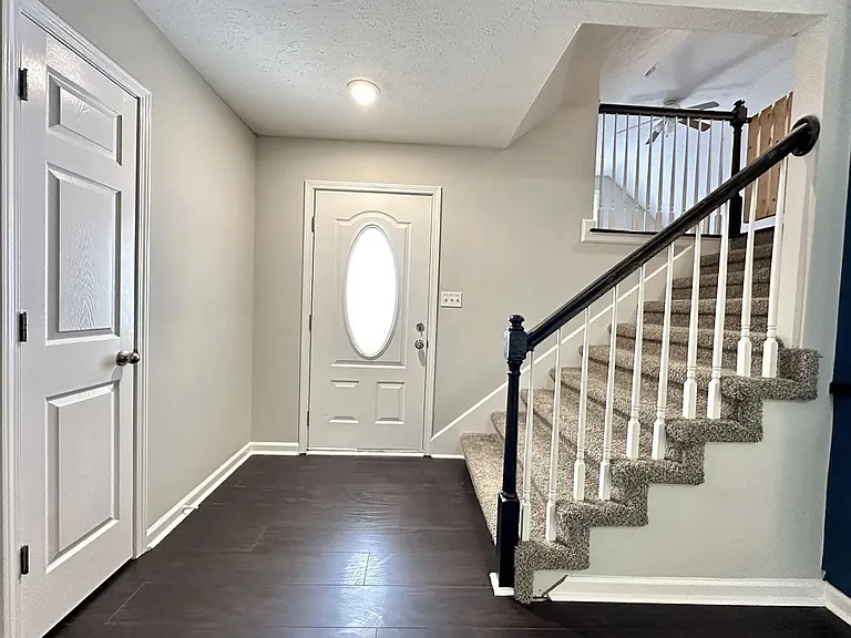 1641 Cedar Springs Cir — Photo 3