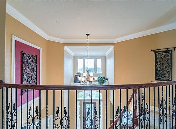 2nd image of 3238 Bay Hill Ln