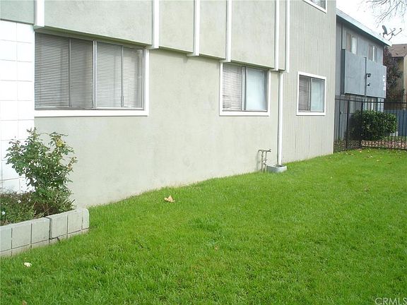 3rd image of 1355 Abbey Ln APT 4