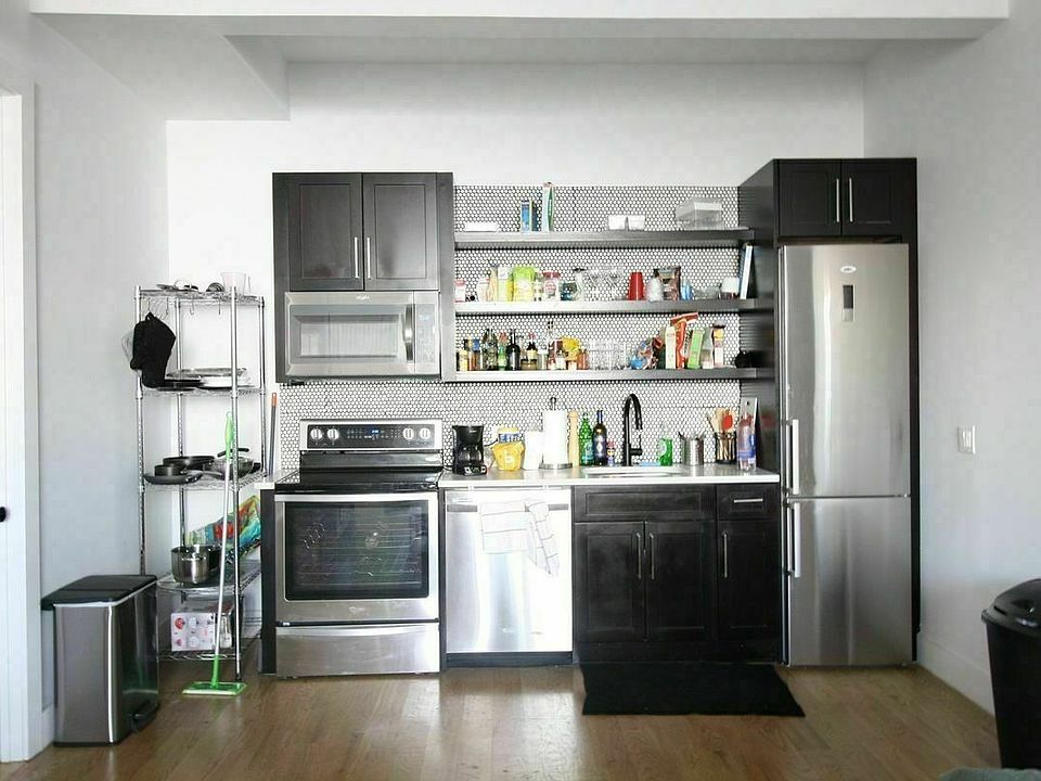 1st image of 170 Humboldt St #3A