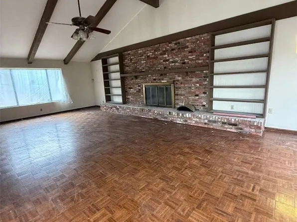 7445 Quill Dr, Downey, CA 90242