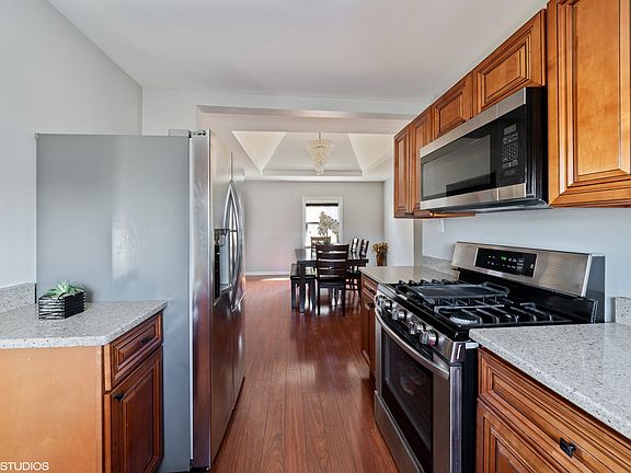 5th image of 1430 E Galena Blvd