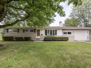 465 N Hillcrest Blvd, Decatur, IL 62522