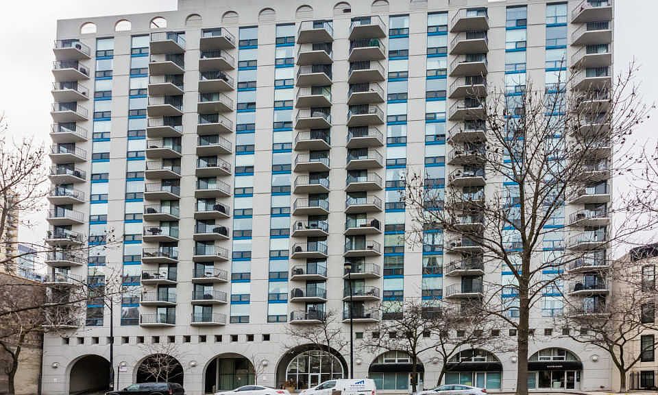 1st image of 1250 N La Salle Dr APT 1609