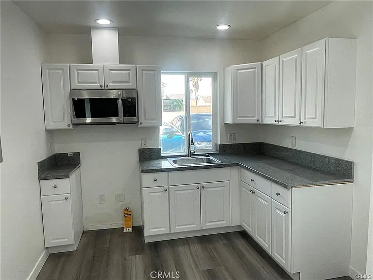 39312 Dunbar St #B — Photo 9