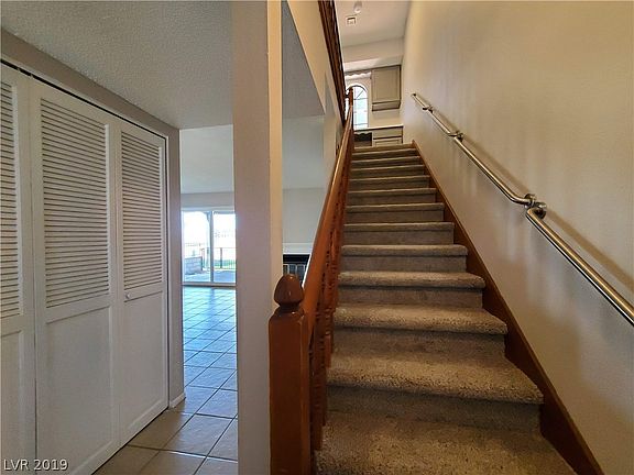5th image of 671 E Bourbon St #H-3