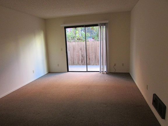 5th image of 3650 1st Ave APT 101