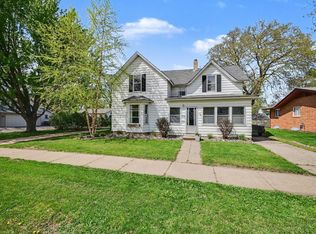 714 4th St W, Hastings, MN 55033