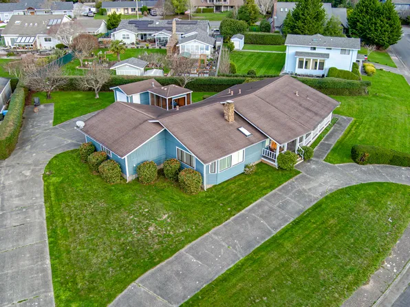 108 Dunaway Ct, Fortuna, CA 95540