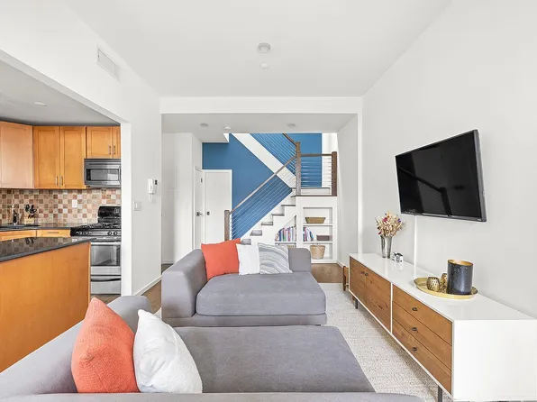 560 State St APT 3B, Brooklyn, NY 11217