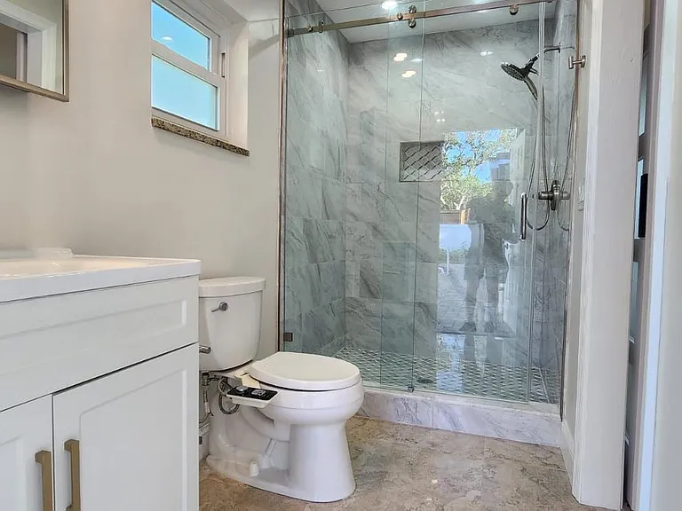4590 Carson St NE — Photo 20