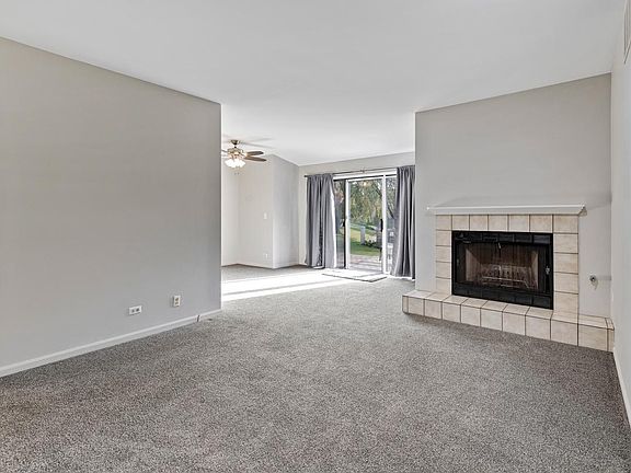 5th image of 806 Country Ln #806