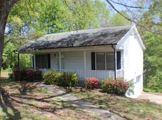 515 Green Acres Rd, Millers Creek, NC 28651