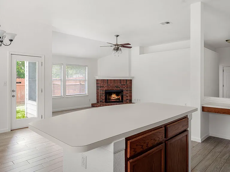 5900 Taylorcrest Dr — Photo 12
